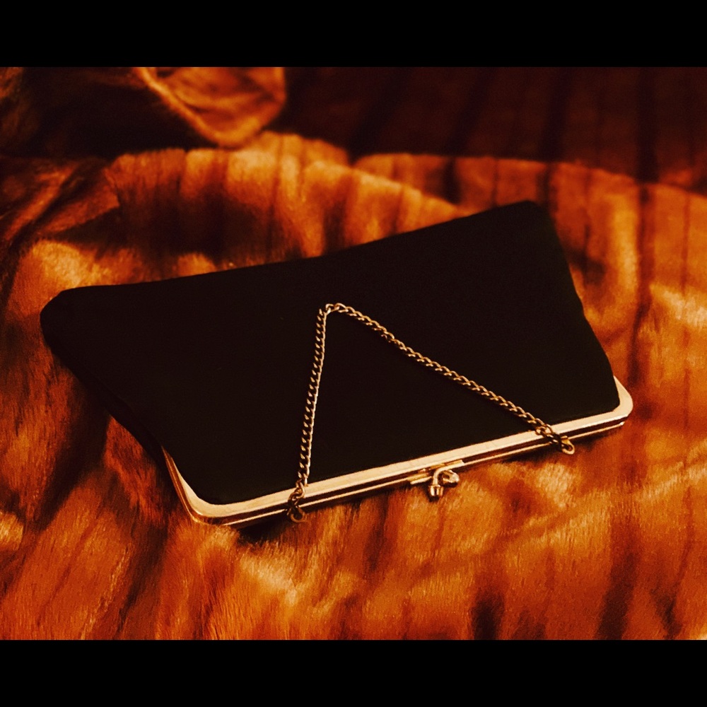 Vintage women’s clutch